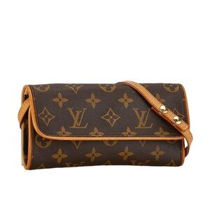 Vuitton Pochette PM Monogram Crossbody/Waist  Bag
